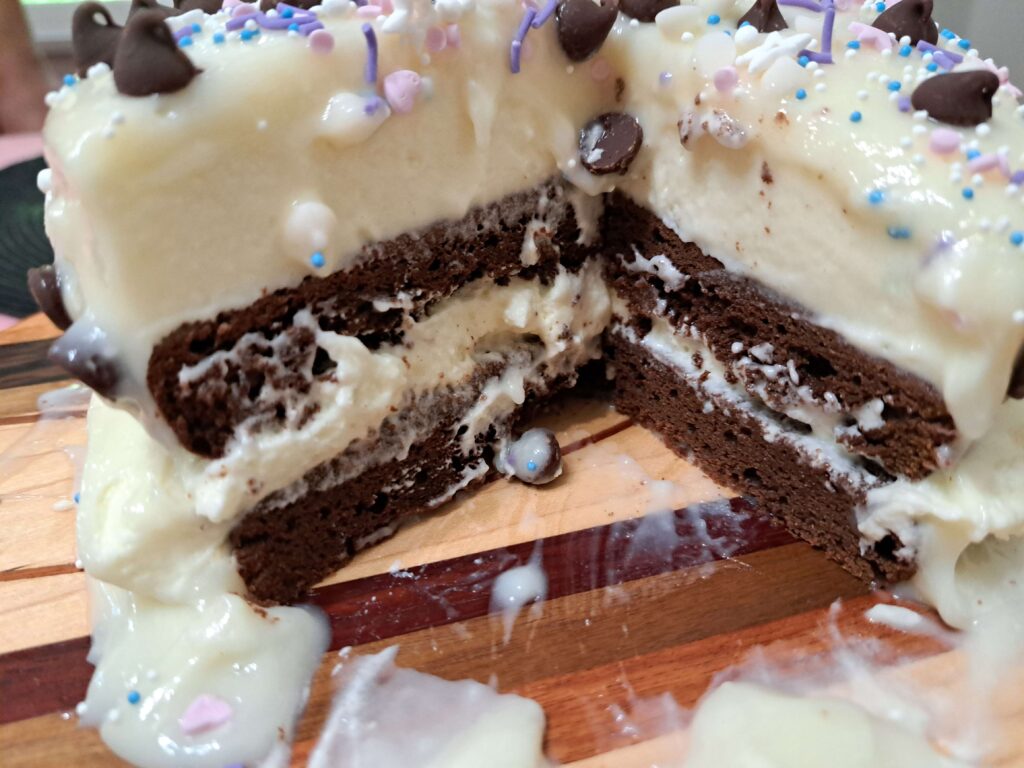 Chocolate mint mousse cake